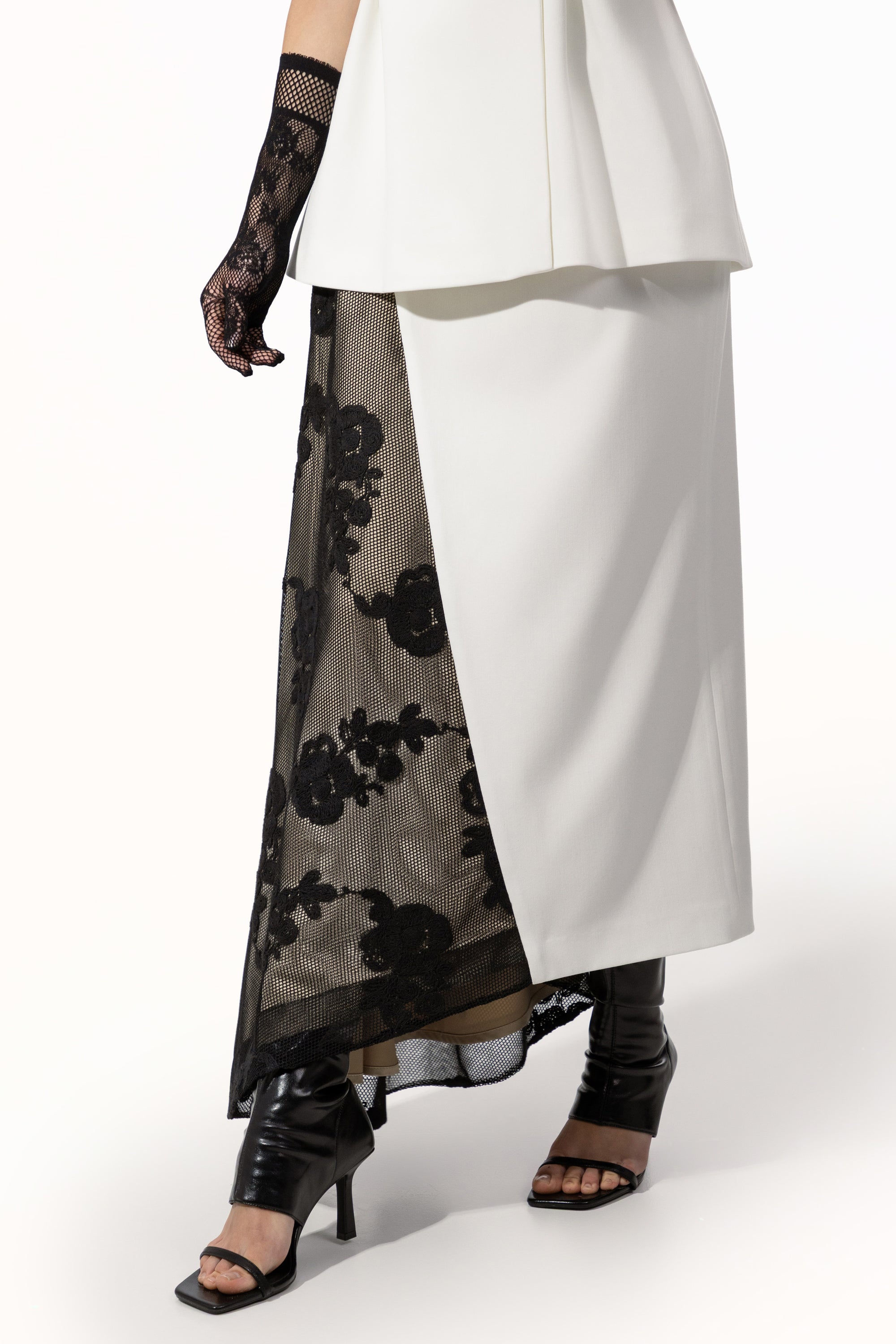 Poppy Elegance