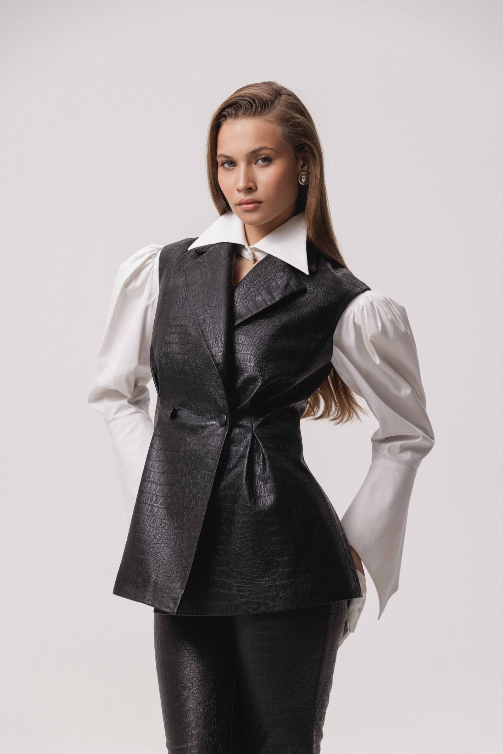Комплект FEMININE ARMOR