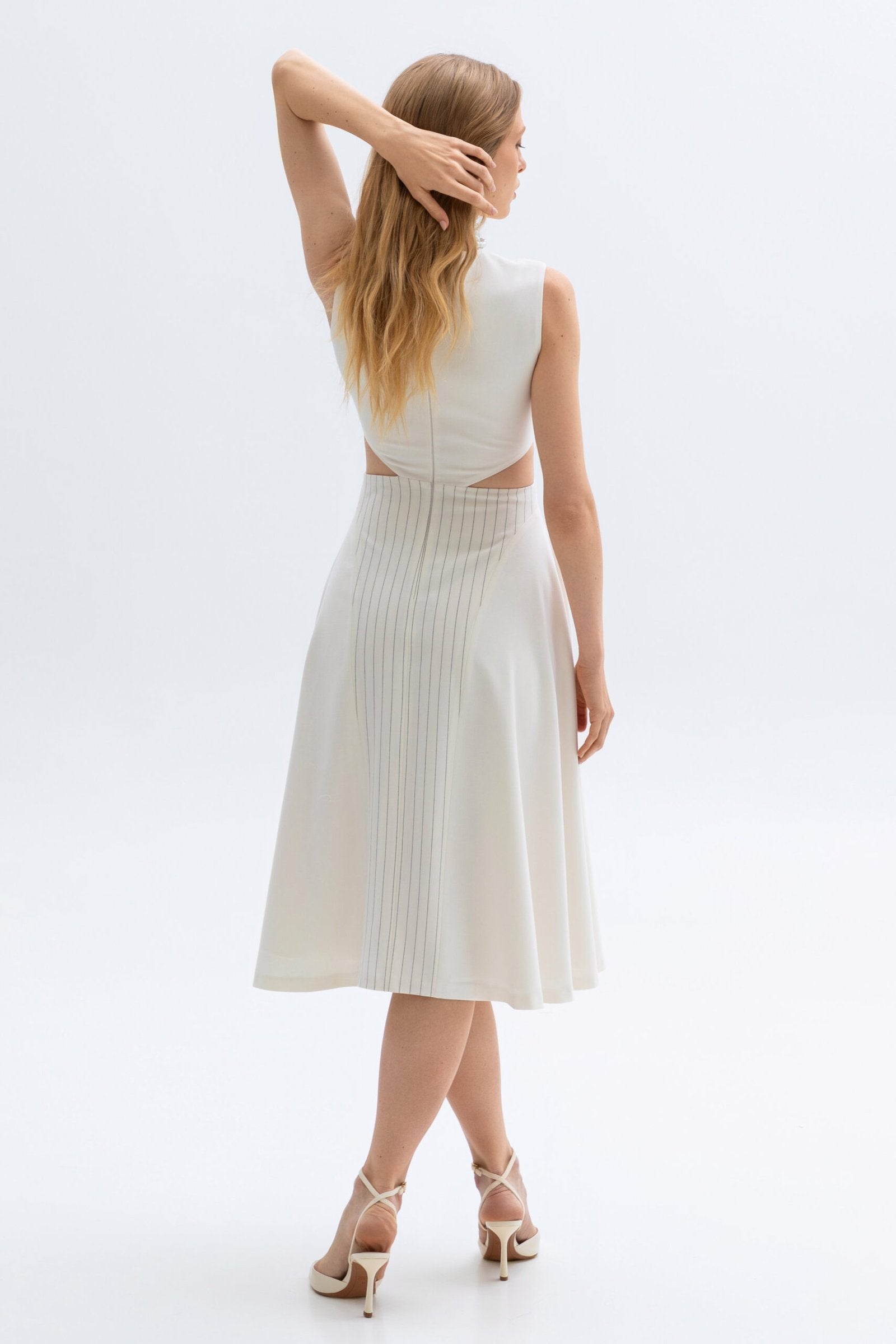 IVORY MUSE