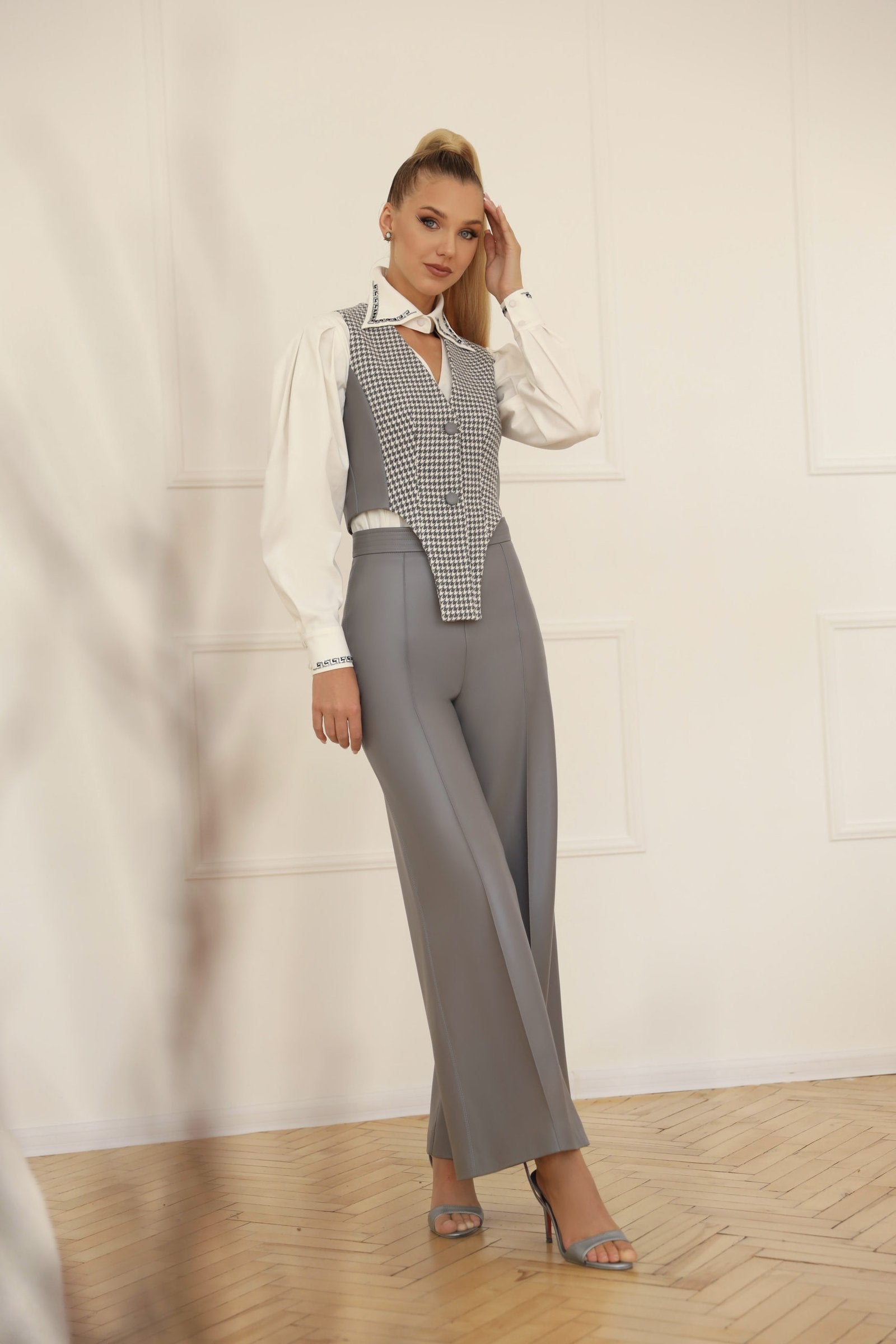 Жилетка SOLUTION (Gray)